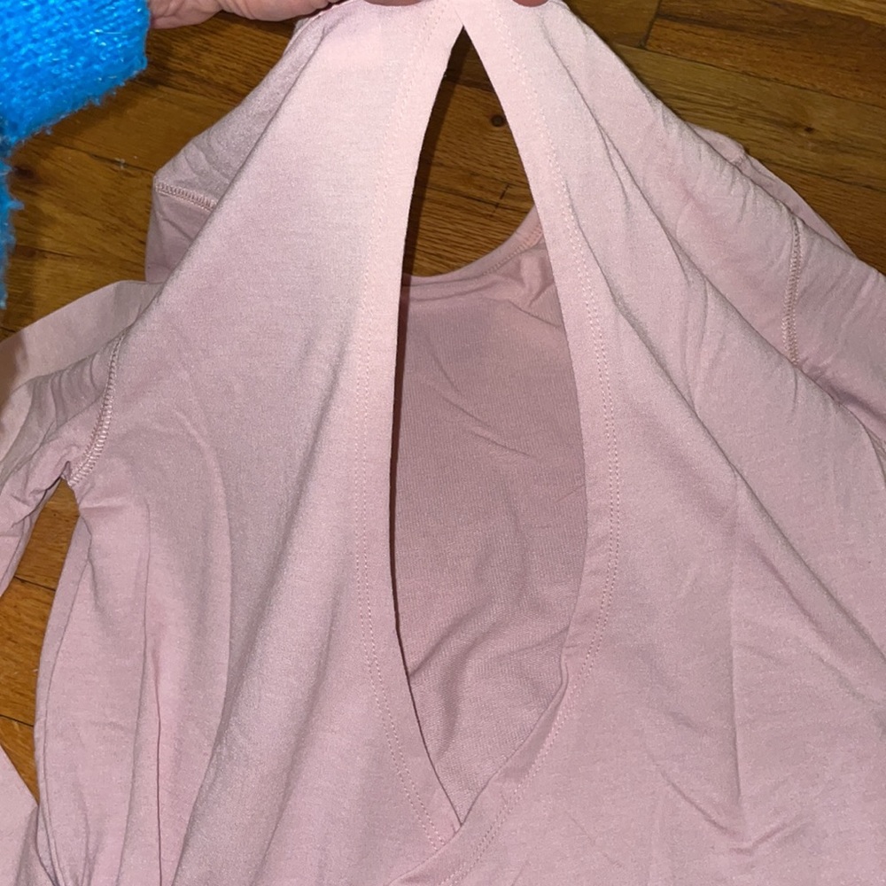 Workout top - Picture 5 of 5
